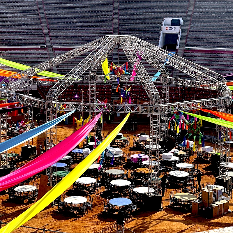 DISEÑOS EN TRUSSES